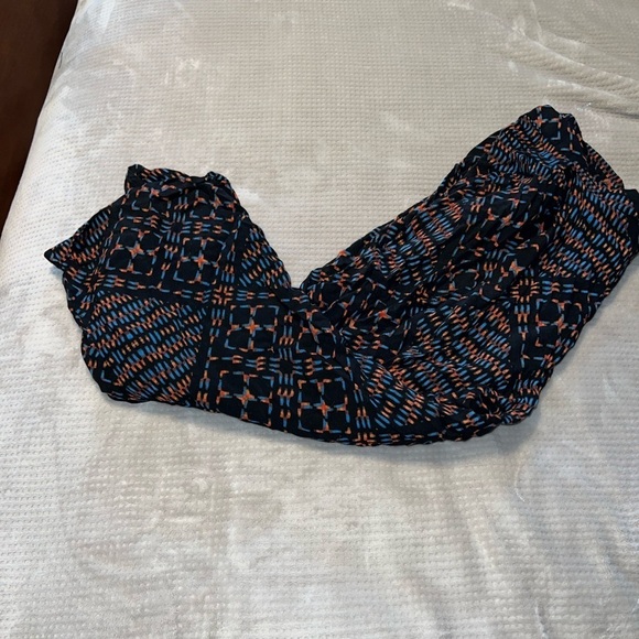 Free People Cropped Pants/Bermuda shorts medium - Picture 2 of 6